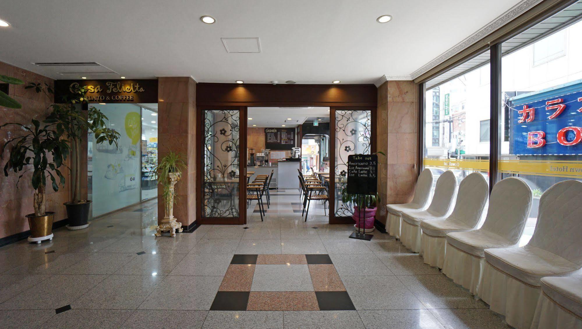 Insadong Crown Hotel Seúl Exterior foto
