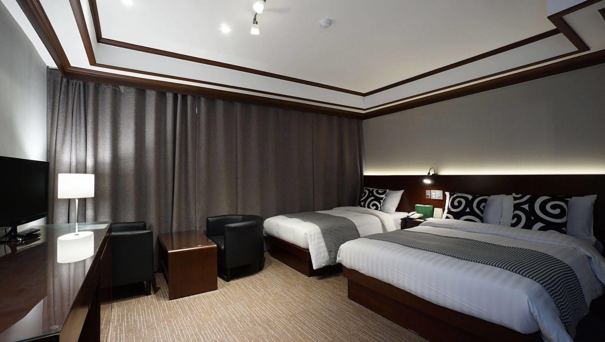 Insadong Crown Hotel Seúl Exterior foto